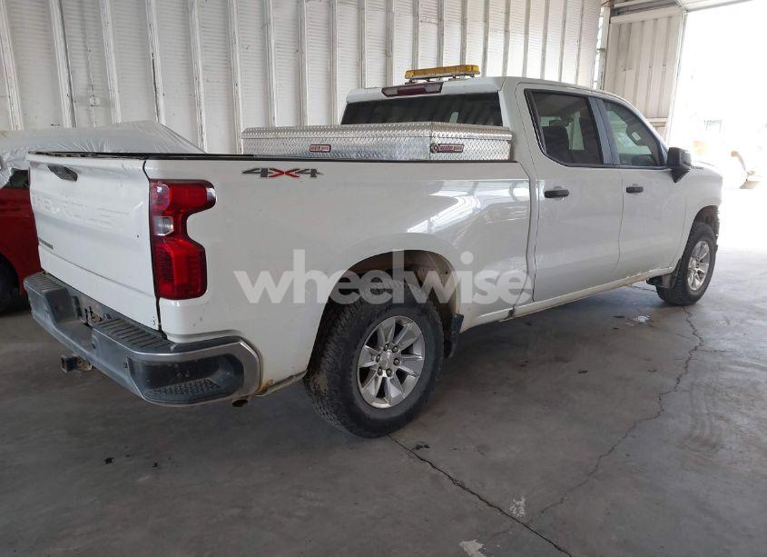 Photo 4 of 2019 Chevrolet Silverado 1500 WORK TRUCK (VIN 1GCUYAEF3KZ174365)