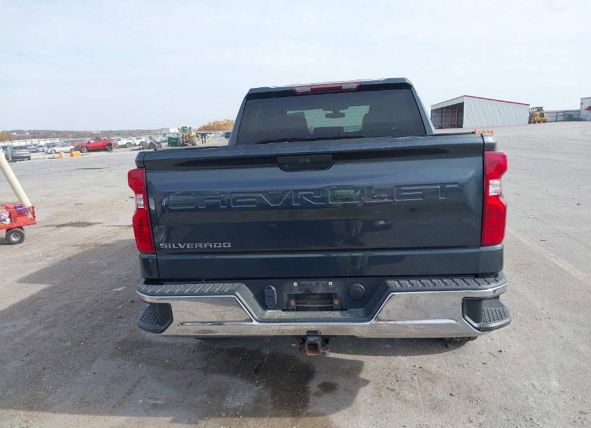 Photo 17 of 2019 Chevrolet Silverado 1500 WORK TRUCK (VIN 1GCUYAEF4KZ313662)