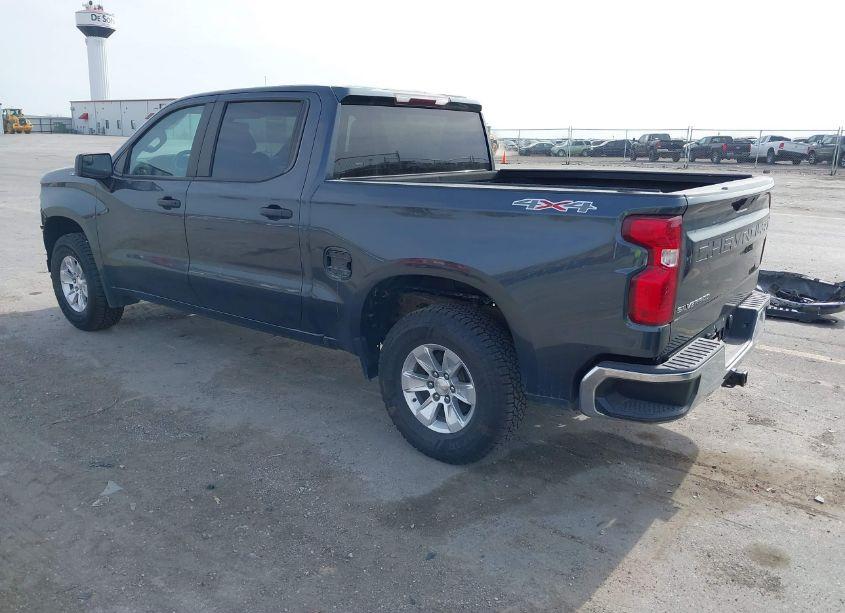 Photo 3 of 2019 Chevrolet Silverado 1500 WORK TRUCK (VIN 1GCUYAEF4KZ313662)