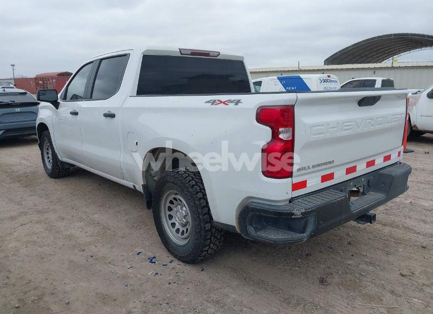 Photo 3 of 2019 Chevrolet Silverado 1500 WORK TRUCK (VIN 1GCUYAEFXKZ179837)