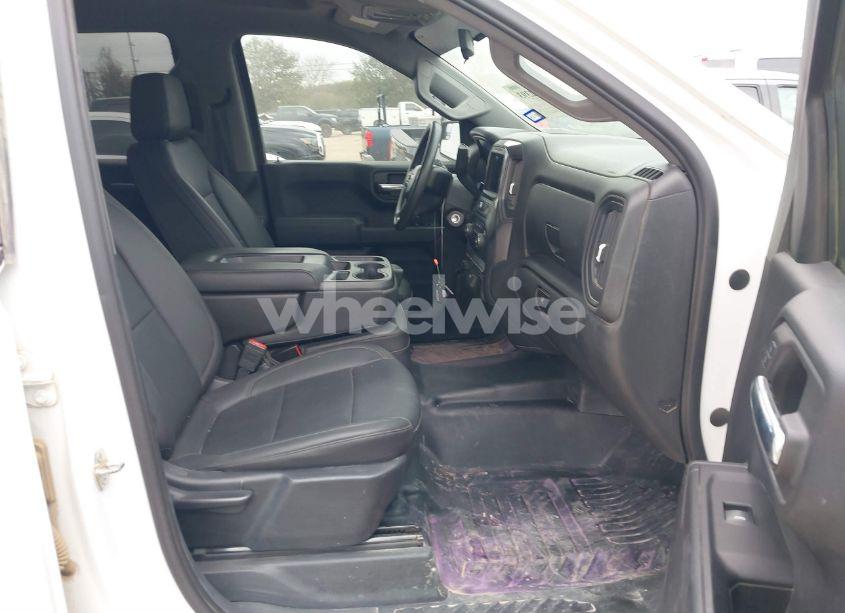 Photo 5 of 2019 Chevrolet Silverado 1500 WORK TRUCK (VIN 1GCUYAEFXKZ179837)