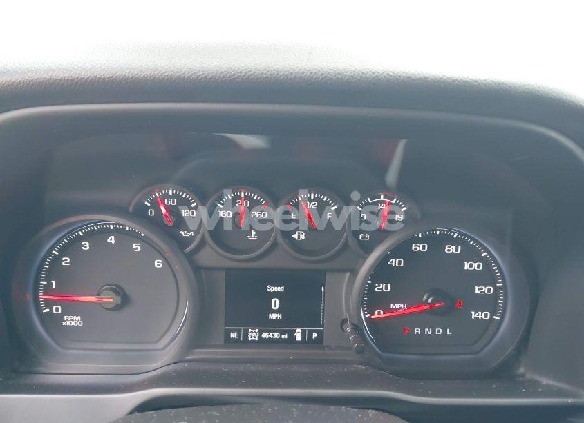 Photo 7 of 2020 Chevrolet Silverado 1500 4WD SHORT BED CUSTOM (VIN 1GCUYBEF2LZ367369)