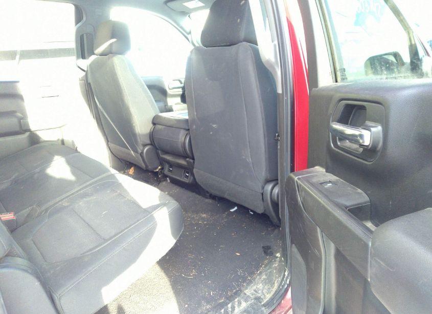 Photo 8 of 2020 Chevrolet Silverado 1500 4WD SHORT BED CUSTOM/4WD STANDARD BED CUSTOM (VIN 1GCUYBEF6LZ104897)