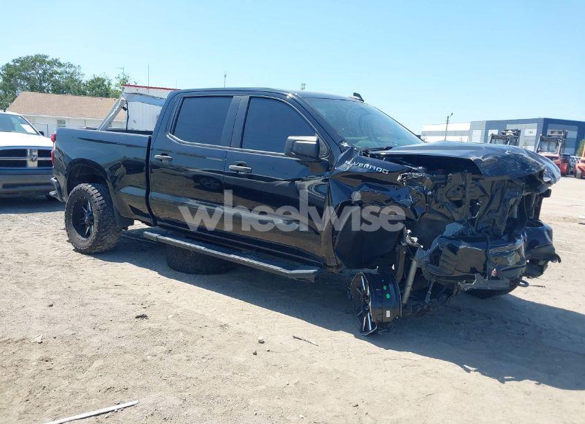 2021 Chevrolet Silverado 1500 4WD SHORT BED CUSTOM/4WD STANDARD BED CUSTOM (VIN 1GCUYBEF6MZ349748) main photo