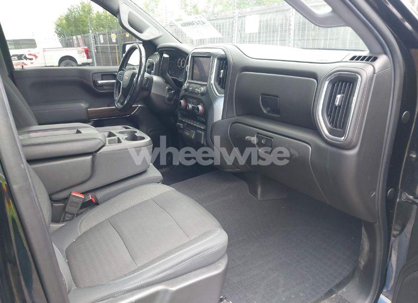 Photo 5 of 2019 Chevrolet Silverado 1500 LT (VIN 1GCUYDED0KZ106606)