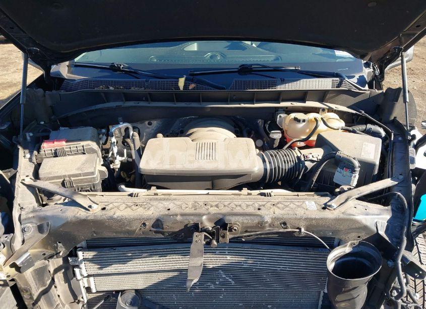 Photo 10 of 2019 Chevrolet Silverado 1500 LT (VIN 1GCUYDED0KZ124846)