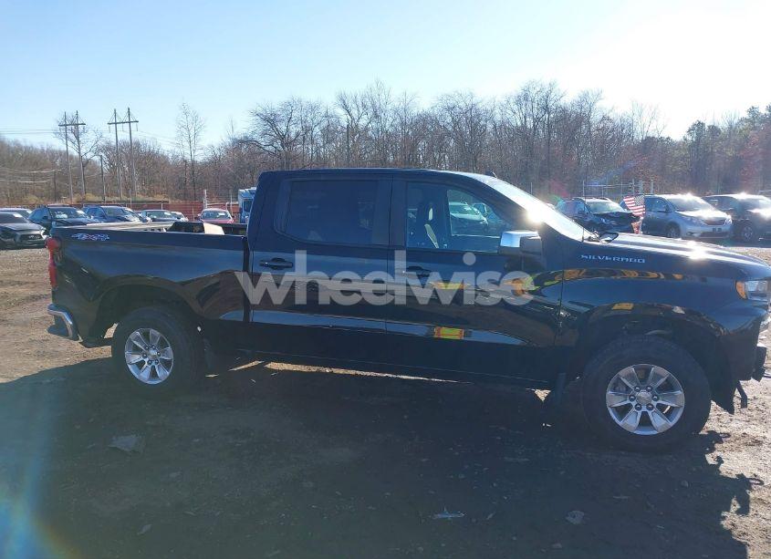 Photo 13 of 2019 Chevrolet Silverado 1500 LT (VIN 1GCUYDED0KZ124846)