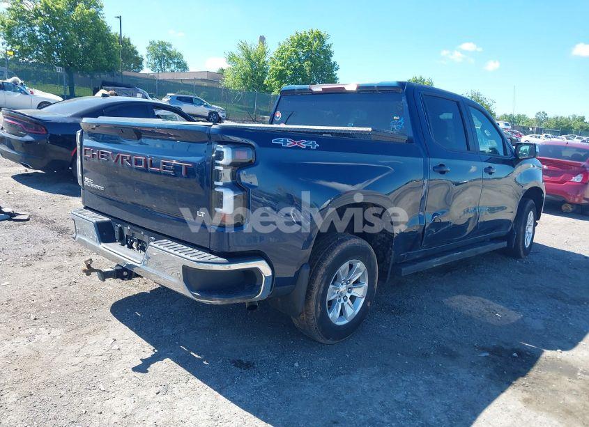 Photo 4 of 2020 Chevrolet Silverado 1500 4WD SHORT BED LT (VIN 1GCUYDED0LZ330282)
