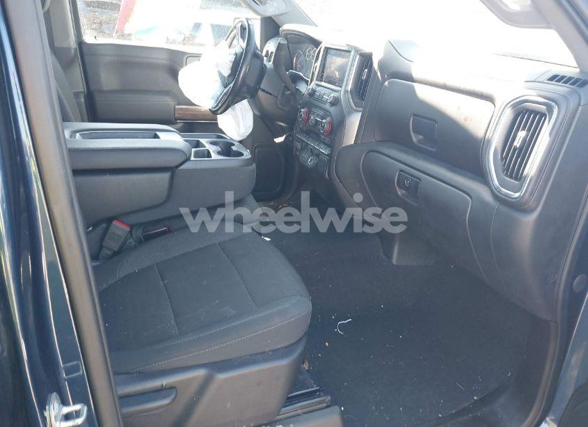Photo 5 of 2020 Chevrolet Silverado 1500 4WD SHORT BED LT (VIN 1GCUYDED0LZ330282)