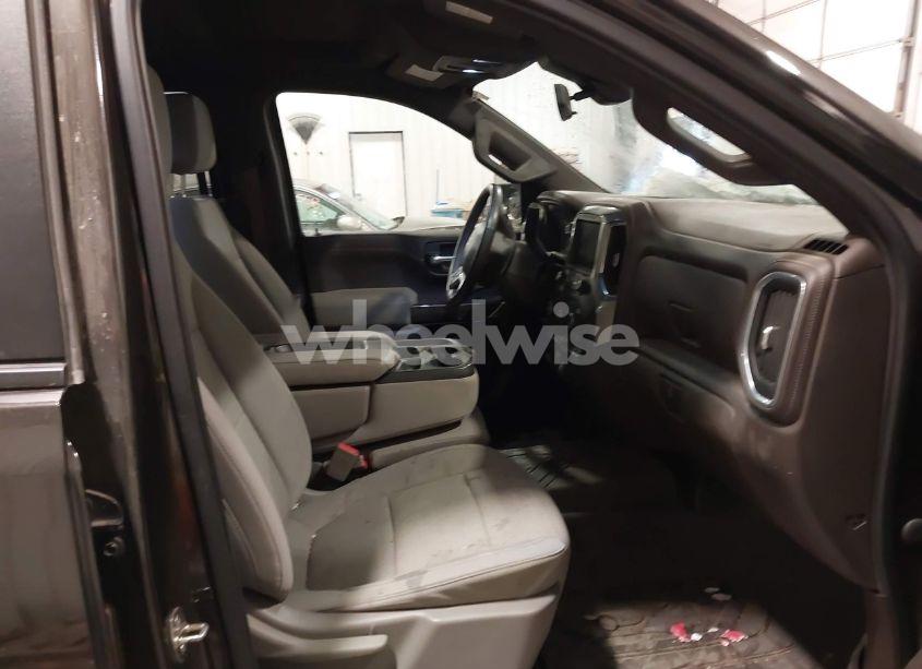 Photo 5 of 2021 Chevrolet Silverado 1500 4WD STANDARD BED LT (VIN 1GCUYDED0MZ230734)