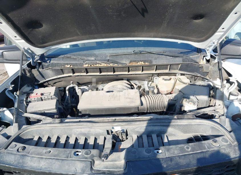 Photo 10 of 2019 Chevrolet Silverado 1500 LT (VIN 1GCUYDED1KZ139906)