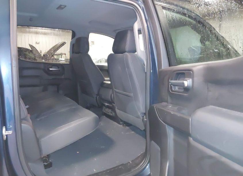 Photo 8 of 2019 Chevrolet Silverado 1500 LT (VIN 1GCUYDED1KZ224051)