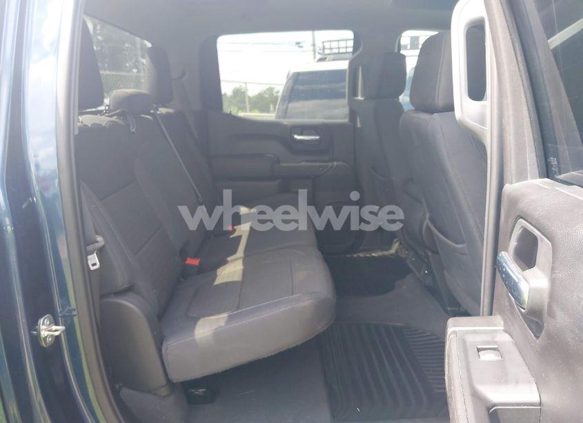 Photo 8 of 2019 Chevrolet Silverado 1500 LT (VIN 1GCUYDED1KZ225829)