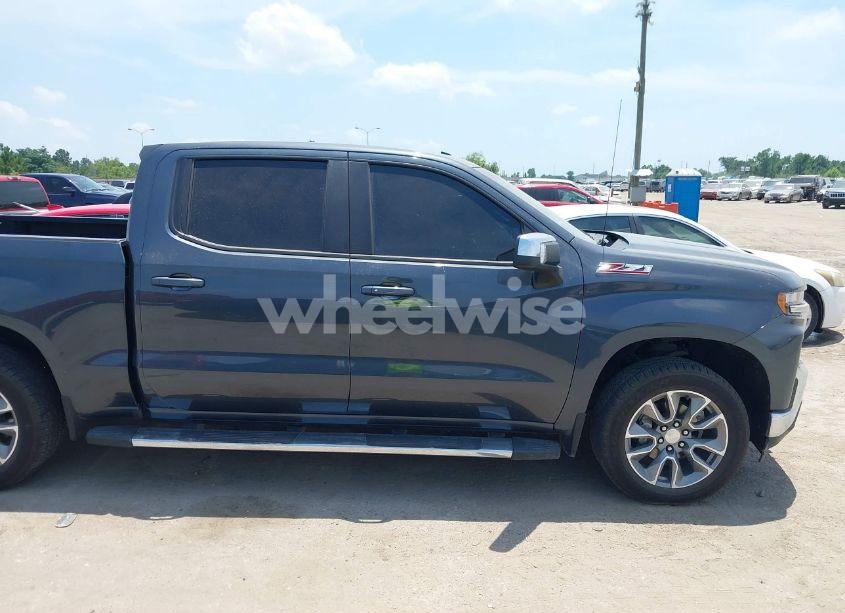 Photo 13 of 2020 Chevrolet Silverado 1500 4WD SHORT BED LT (VIN 1GCUYDED1LZ239795)