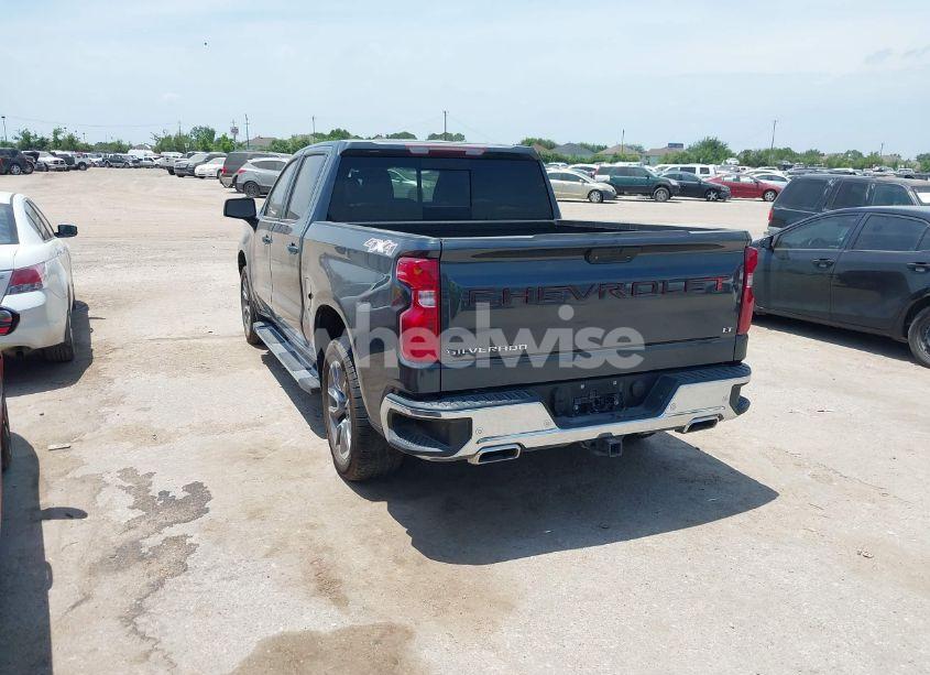 Photo 3 of 2020 Chevrolet Silverado 1500 4WD SHORT BED LT (VIN 1GCUYDED1LZ239795)