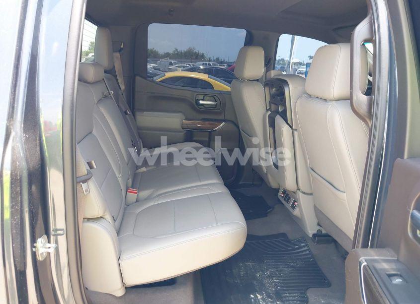 Photo 8 of 2020 Chevrolet Silverado 1500 4WD SHORT BED LT (VIN 1GCUYDED1LZ239795)