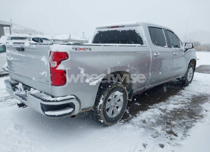 Photo 4 of 2020 Chevrolet Silverado 1500 4WD SHORT BED LT/4WD STANDARD BED LT (VIN 1GCUYDED2LZ196696)