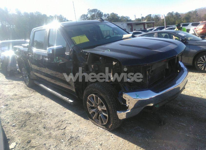2021 Chevrolet Silverado 1500 4WD SHORT BED LT (VIN 1GCUYDED2MZ177471) main photo