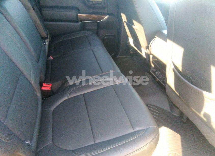 Photo 8 of 2021 Chevrolet Silverado 1500 4WD SHORT BED LT (VIN 1GCUYDED2MZ177471)