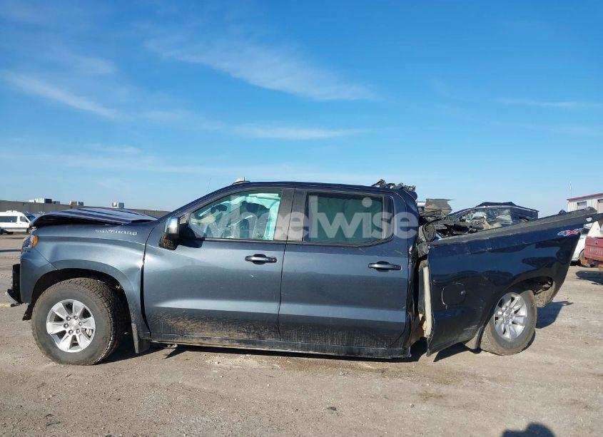 Photo 13 of 2021 Chevrolet Silverado 1500 4WD STANDARD BED LT (VIN 1GCUYDED2MZ426948)