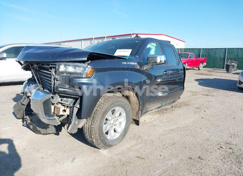 Photo 2 of 2021 Chevrolet Silverado 1500 4WD STANDARD BED LT (VIN 1GCUYDED2MZ426948)