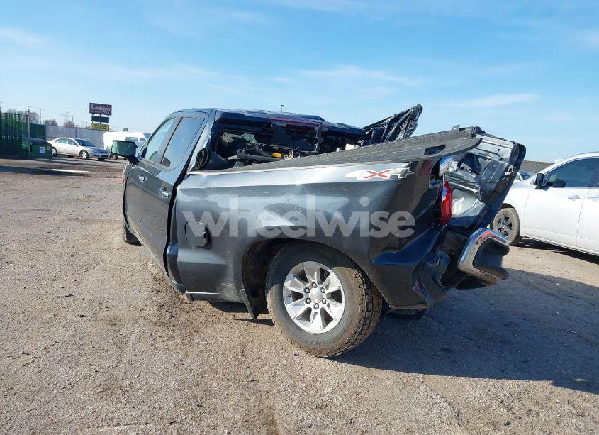 Photo 3 of 2021 Chevrolet Silverado 1500 4WD STANDARD BED LT (VIN 1GCUYDED2MZ426948)