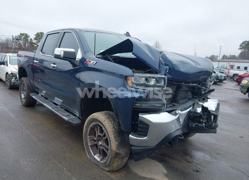 2020 Chevrolet Silverado 1500 4WD SHORT BED LT (VIN 1GCUYDED3LZ162637) main photo