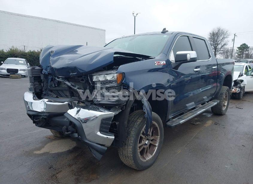 Photo 2 of 2020 Chevrolet Silverado 1500 4WD SHORT BED LT (VIN 1GCUYDED3LZ162637)