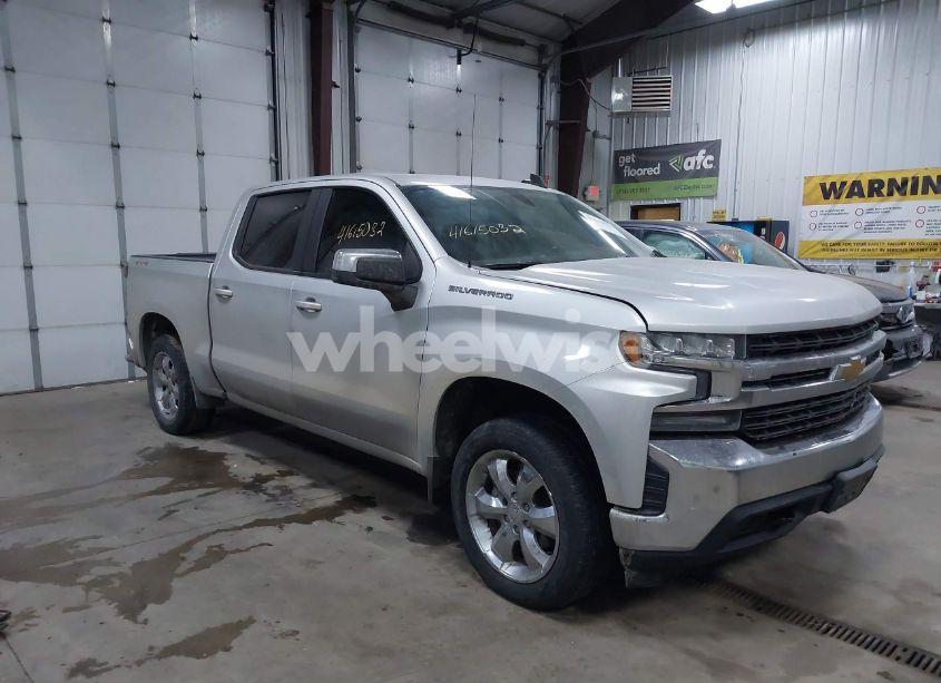 2020 Chevrolet Silverado 1500 4WD STANDARD BED LT (VIN 1GCUYDED3LZ170642) main photo