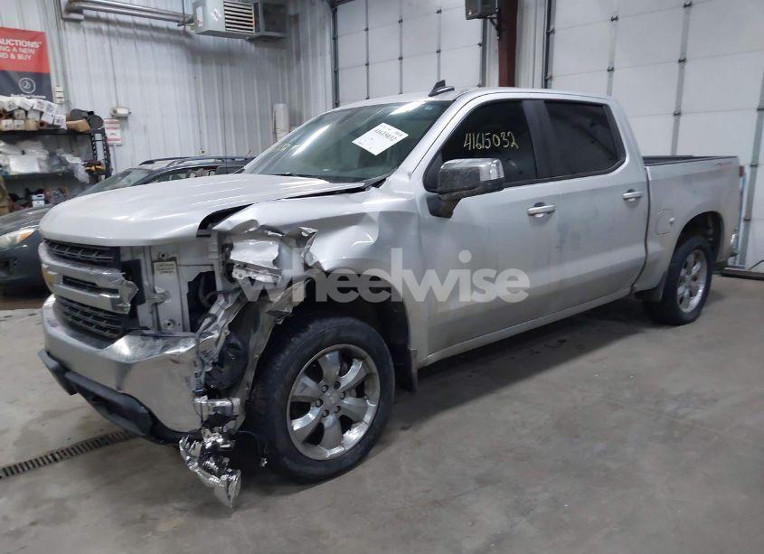 Photo 2 of 2020 Chevrolet Silverado 1500 4WD STANDARD BED LT (VIN 1GCUYDED3LZ170642)