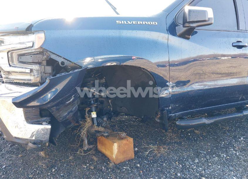 Photo 6 of 2020 Chevrolet Silverado 1500 4WD STANDARD BED LT (VIN 1GCUYDED3LZ180975)