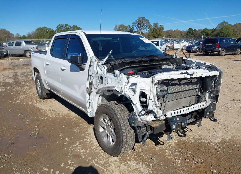 2020 Chevrolet Silverado 1500 4WD SHORT BED LT (VIN 1GCUYDED3LZ251219) main photo