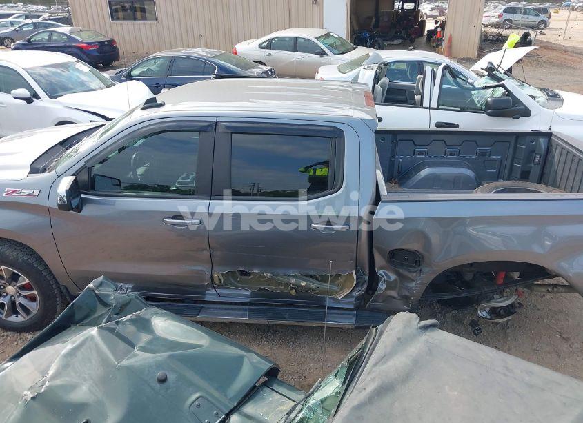 Photo 14 of 2021 Chevrolet Silverado 1500 4WD SHORT BED LT (VIN 1GCUYDED3MZ411911)