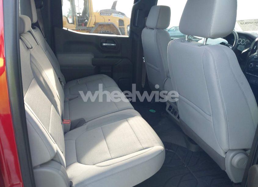 Photo 8 of 2021 Chevrolet Silverado 1500 4WD SHORT BED LT (VIN 1GCUYDED3MZ418602)