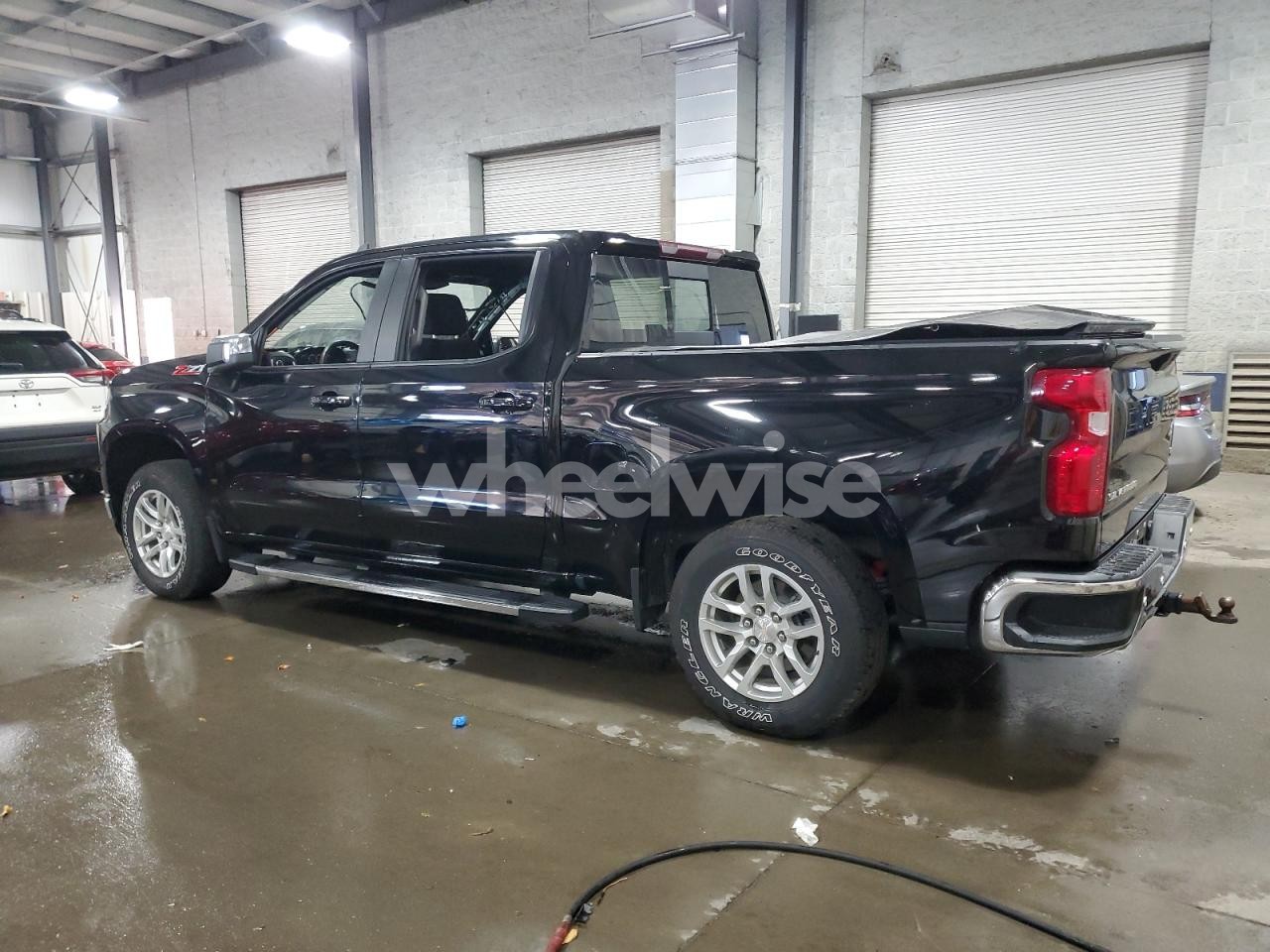 Photo 2 of 2022 CHEVROLET SILVERADO LTD K1500 LT N/A (VIN 1GCUYDED3NZ107897)