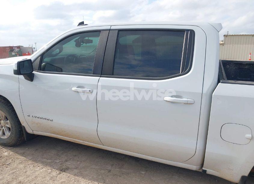 Photo 13 of 2019 Chevrolet Silverado 1500 LT (VIN 1GCUYDED4KZ153377)