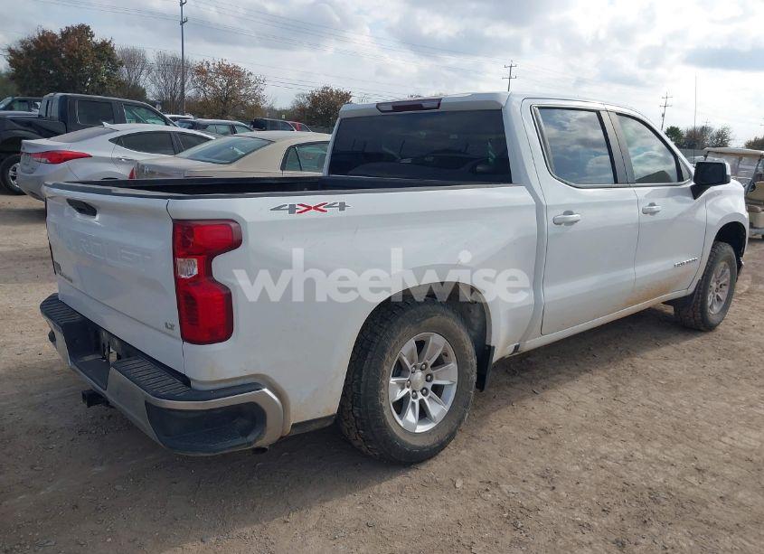 Photo 4 of 2019 Chevrolet Silverado 1500 LT (VIN 1GCUYDED4KZ153377)