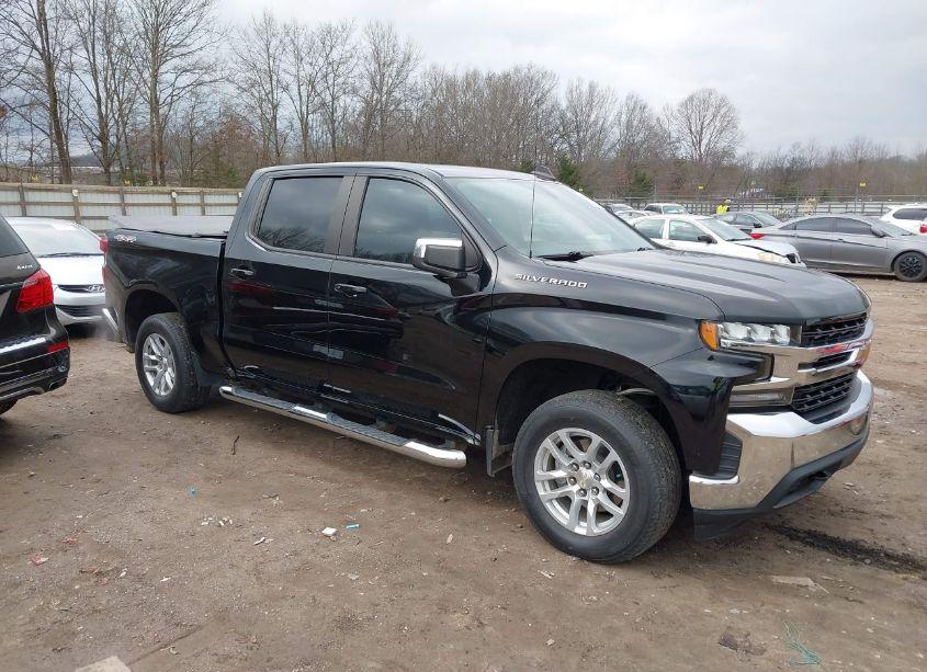 2019 Chevrolet Silverado 1500 LT (VIN 1GCUYDED4KZ215621) main photo