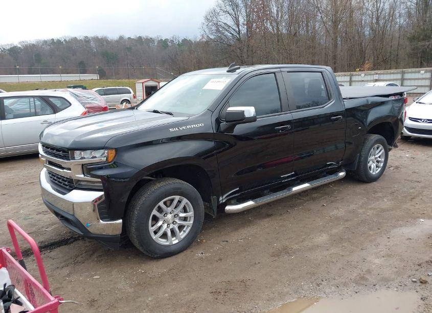 Photo 2 of 2019 Chevrolet Silverado 1500 LT (VIN 1GCUYDED4KZ215621)