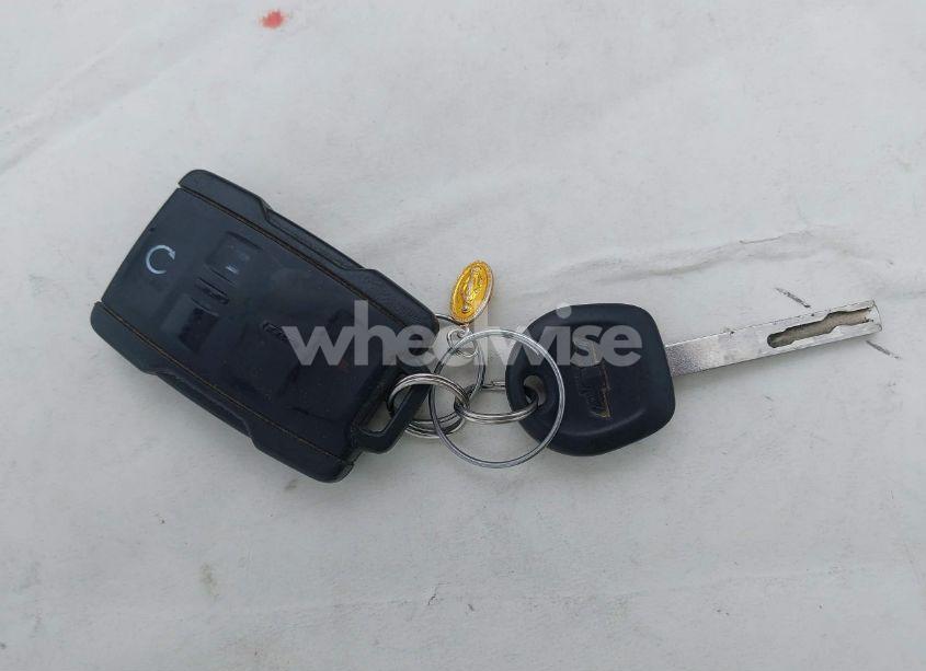 Photo 11 of 2019 Chevrolet Silverado 1500 LT (VIN 1GCUYDED4KZ226778)