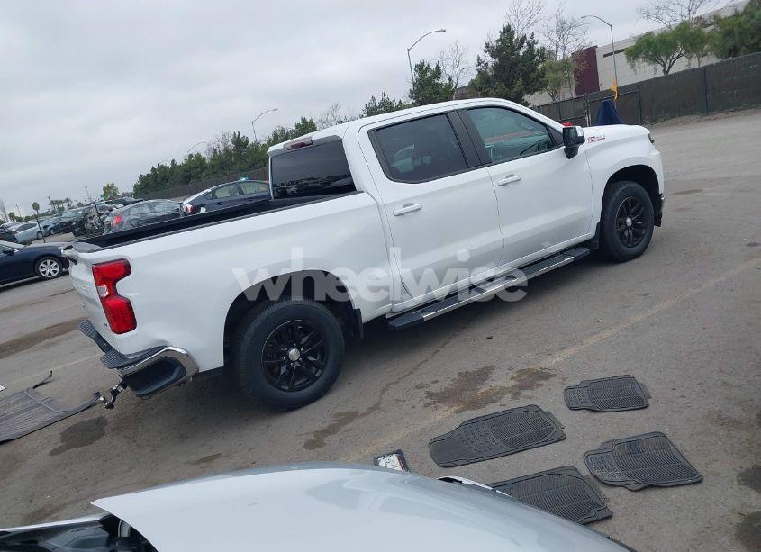 Photo 4 of 2019 Chevrolet Silverado 1500 LT (VIN 1GCUYDED4KZ226778)