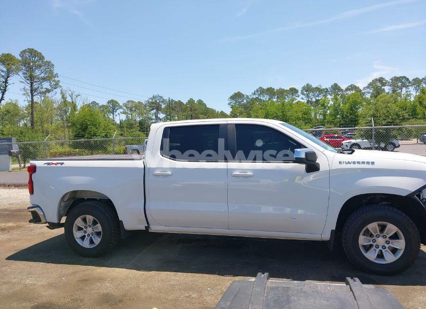 Photo 14 of 2019 Chevrolet Silverado 1500 LT (VIN 1GCUYDED4KZ318148)
