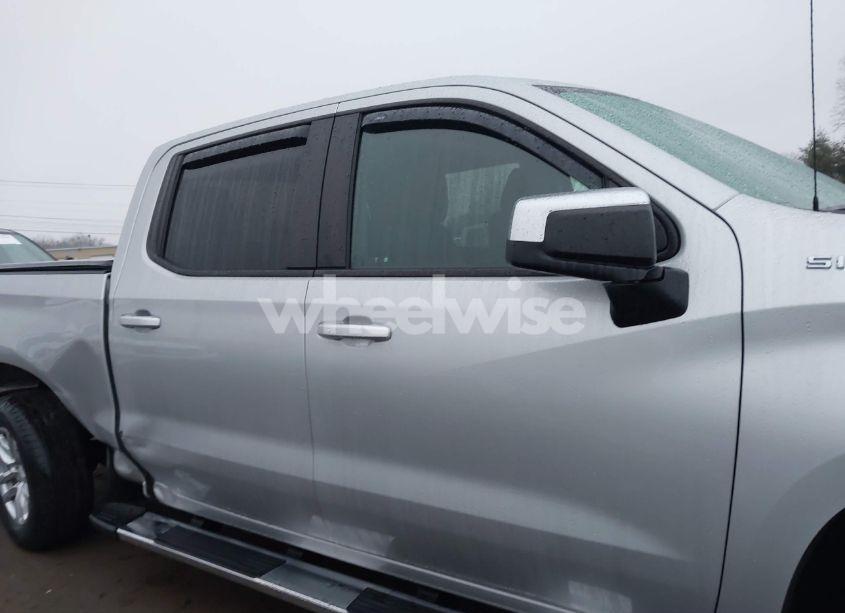 Photo 13 of 2021 Chevrolet Silverado 1500 4WD SHORT BED LT (VIN 1GCUYDED4MZ133651)