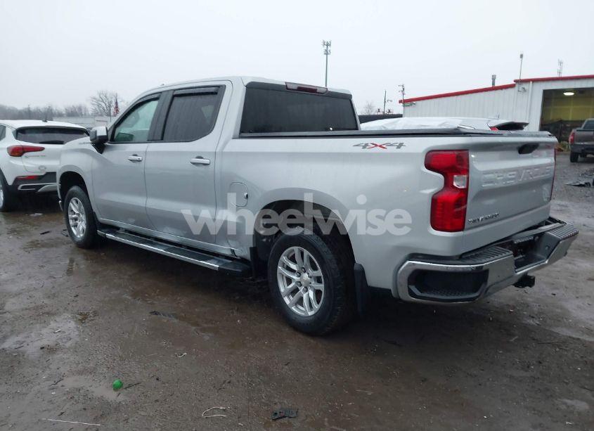 Photo 3 of 2021 Chevrolet Silverado 1500 4WD SHORT BED LT (VIN 1GCUYDED4MZ133651)