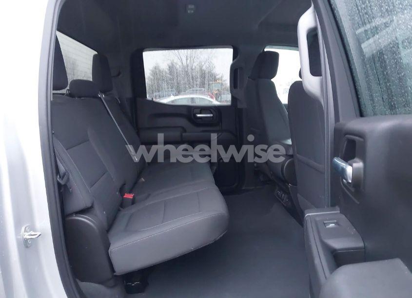 Photo 8 of 2021 Chevrolet Silverado 1500 4WD SHORT BED LT (VIN 1GCUYDED4MZ133651)