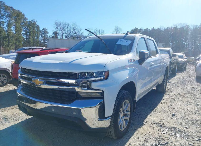 Photo 2 of 2021 Chevrolet Silverado 1500 4WD SHORT BED LT (VIN 1GCUYDED4MZ240179)