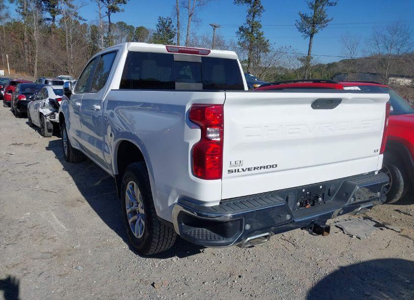 Photo 3 of 2021 Chevrolet Silverado 1500 4WD SHORT BED LT (VIN 1GCUYDED4MZ240179)