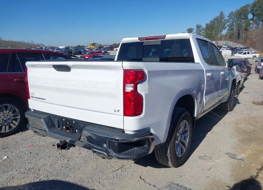 Photo 4 of 2021 Chevrolet Silverado 1500 4WD SHORT BED LT (VIN 1GCUYDED4MZ240179)