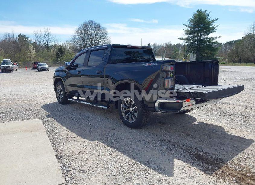 Photo 3 of 2020 Chevrolet Silverado 1500 4WD SHORT BED LT (VIN 1GCUYDED5LZ110569)