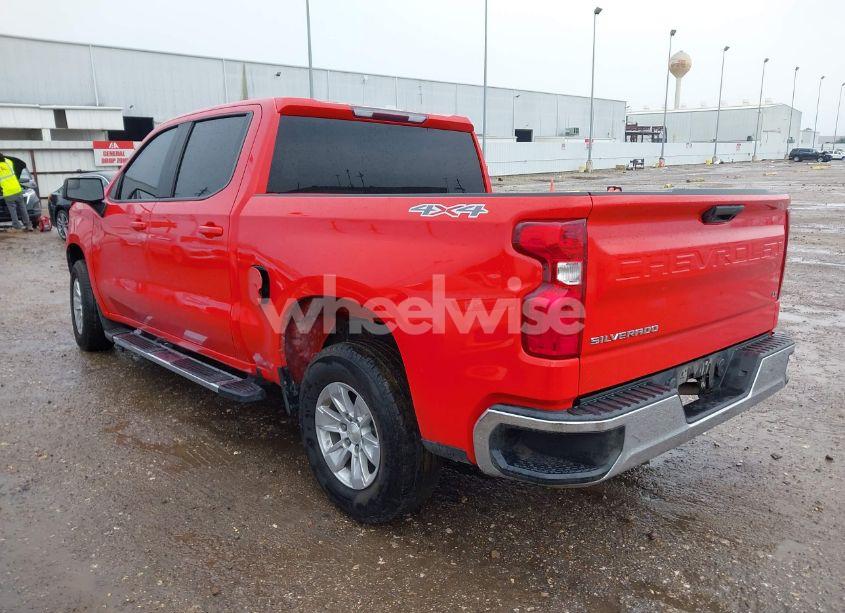 Photo 3 of 2020 Chevrolet Silverado 1500 4WD SHORT BED LT (VIN 1GCUYDED5LZ230954)